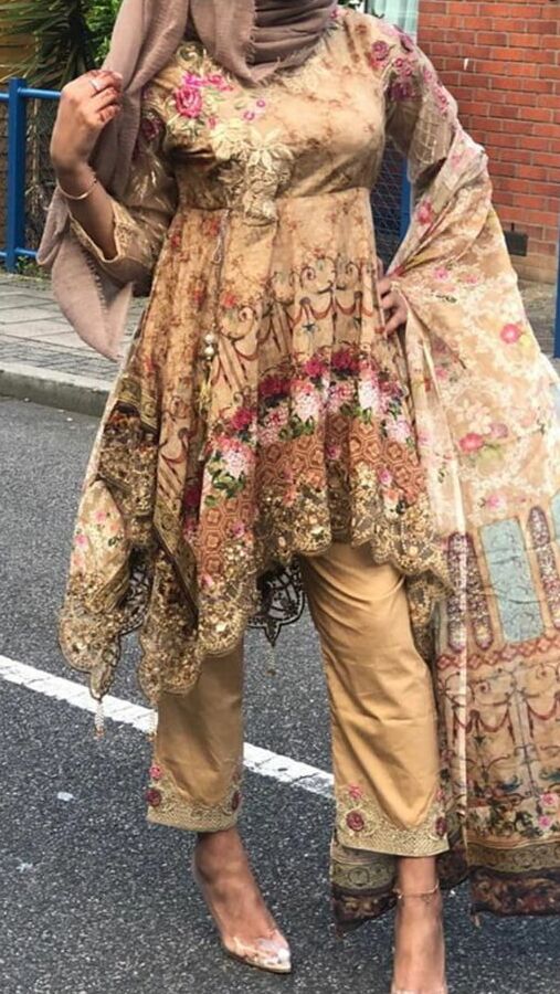 paki feet