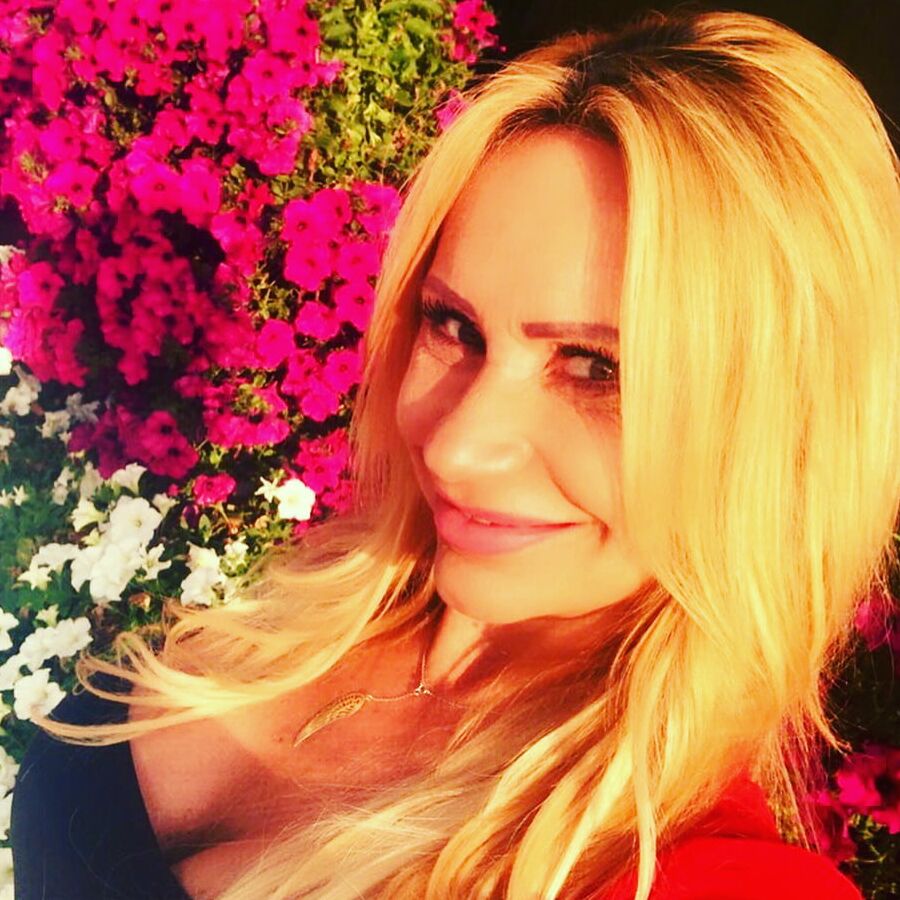 Milf Zsuzsi