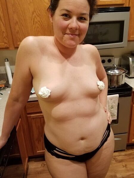Chubby Slut Mom Nicole