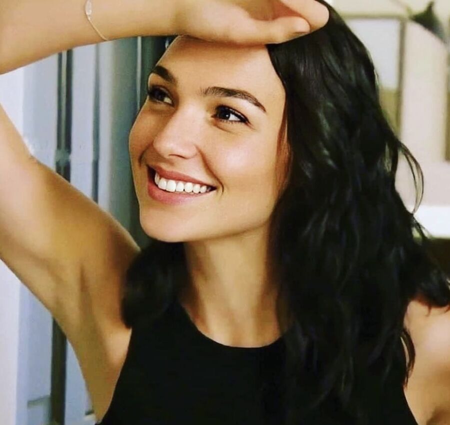 Armpits (Celebs and Amateur)