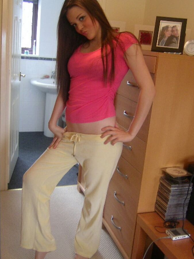 brune bien excitante