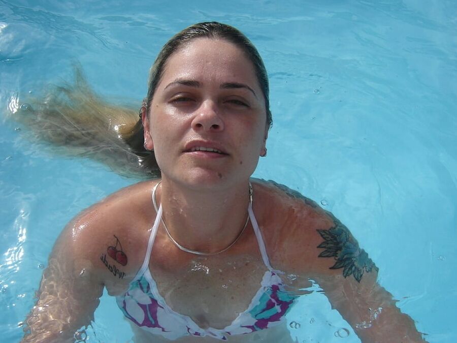 Tattooed Girls .
