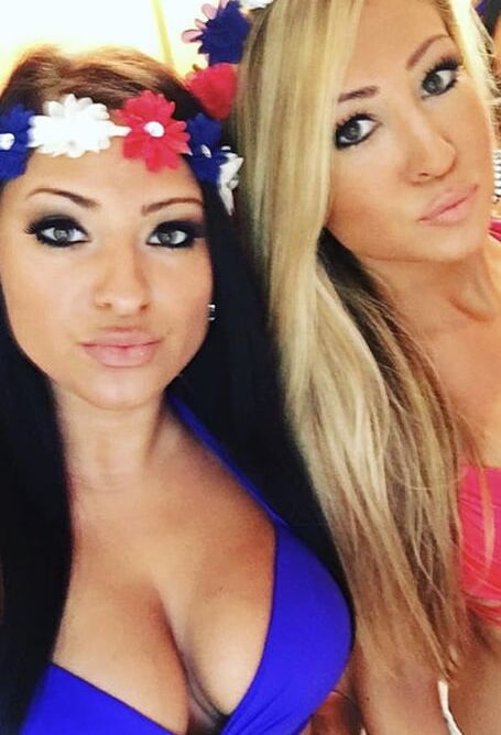 HOT Married Year Old Pennsylvania Friends