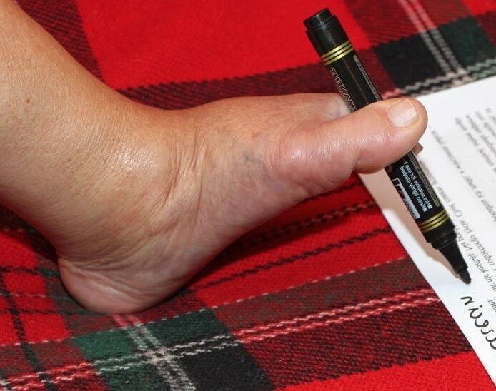 foot painter