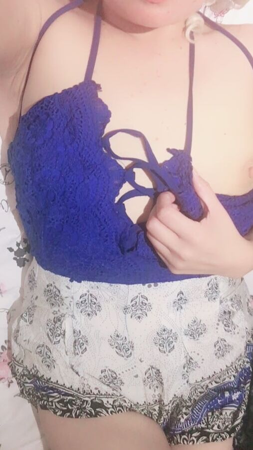 Laurie cum pig tits