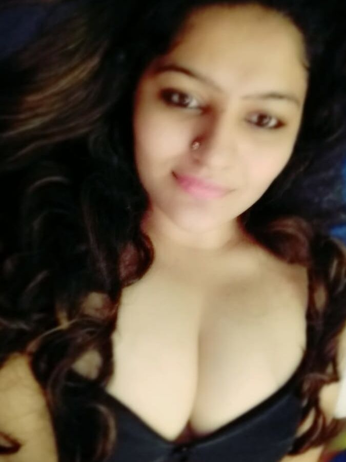 HOT PAK GIRL NUDE PICS LEAKED