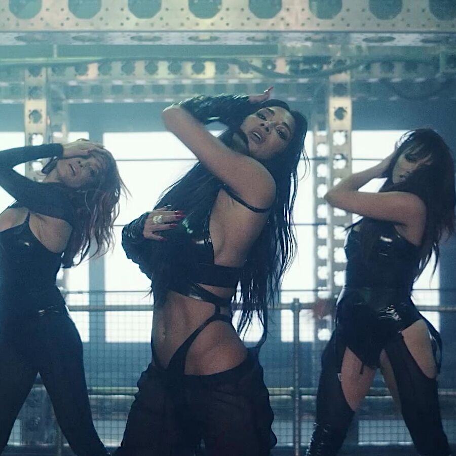 Nicole Scherzinger PCD &;React&; ()