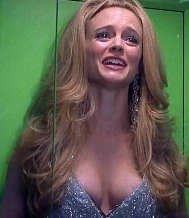 Heather Graham Fit As Fuck