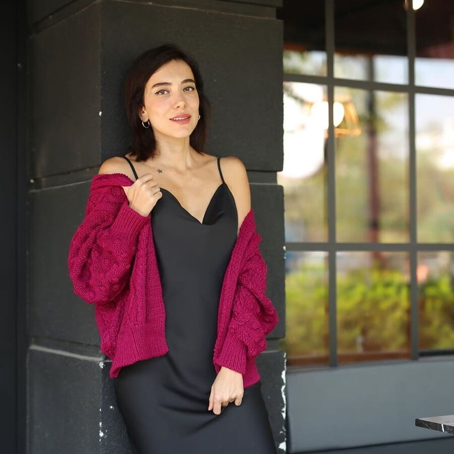 Sexy Turkish blogger Pisimel
