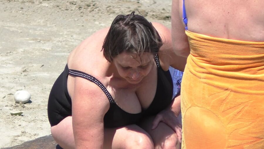busty bbw mature