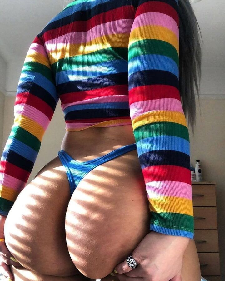 THONGS N&; THINGS VOL.