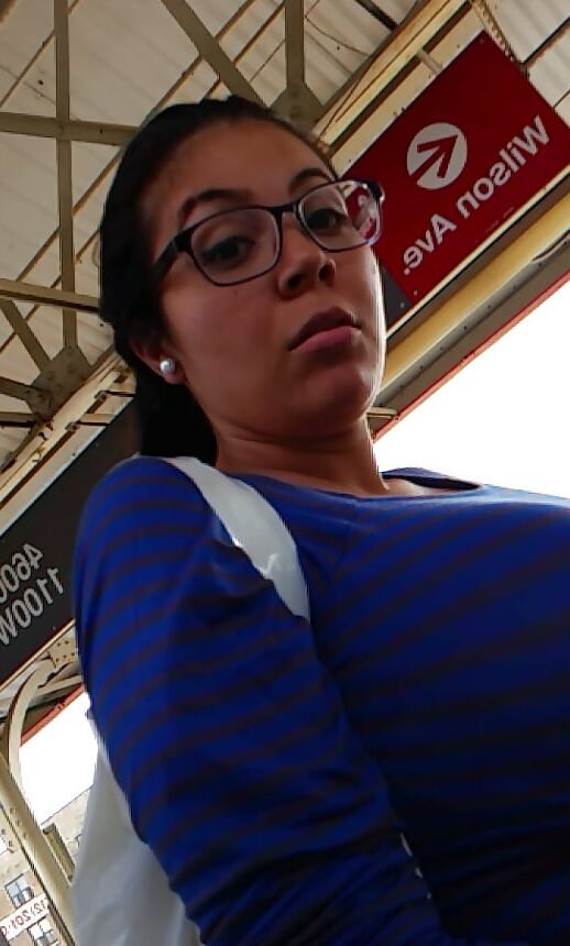 Classic latina nerd