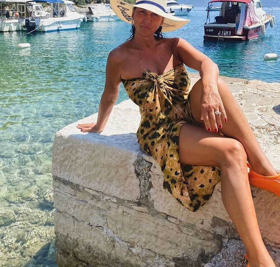 Classy Serbian Legs Queen-Mileva
