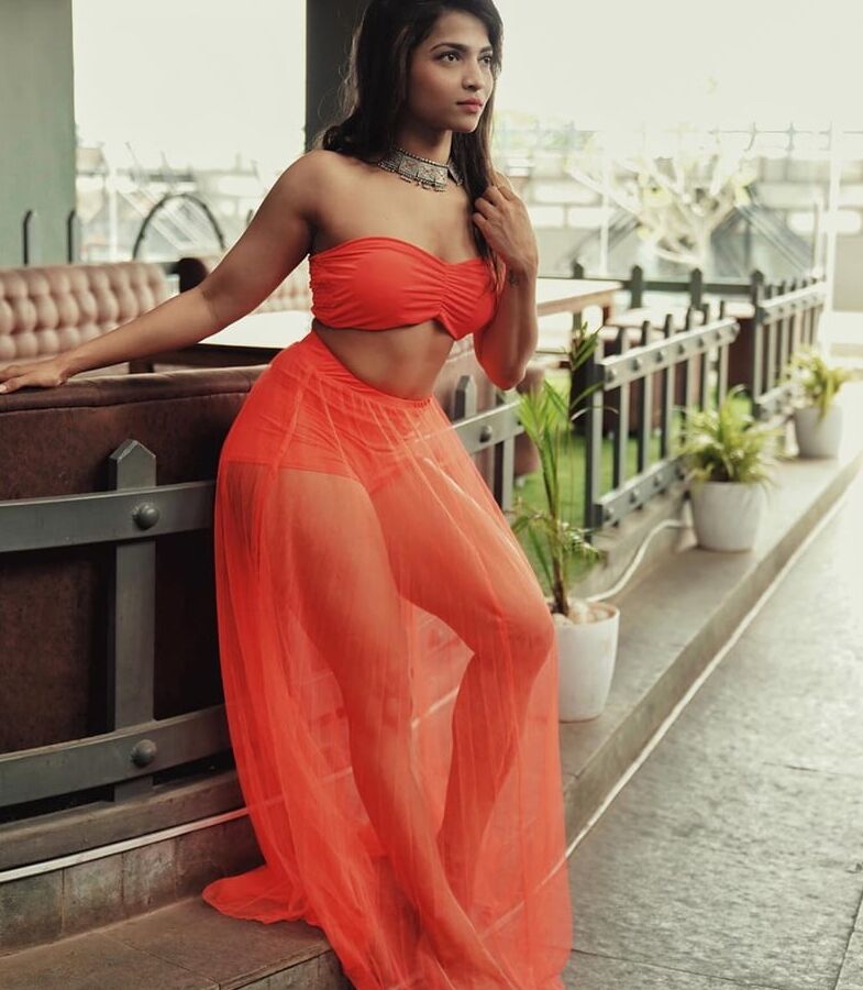 HOT &amp; SEXY DESI GIRLS