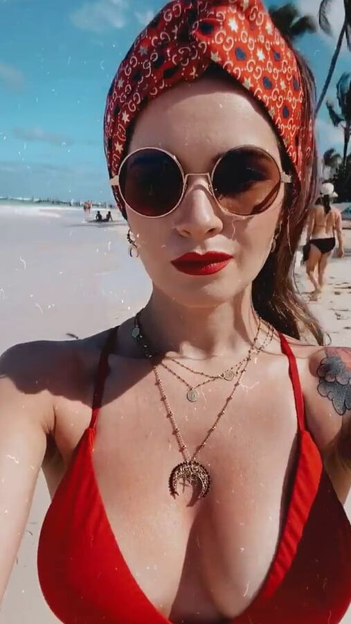 Ewelina Lisowska Dominikana
