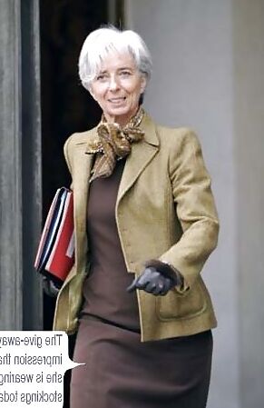 sibeth ndiaye french ministre fake