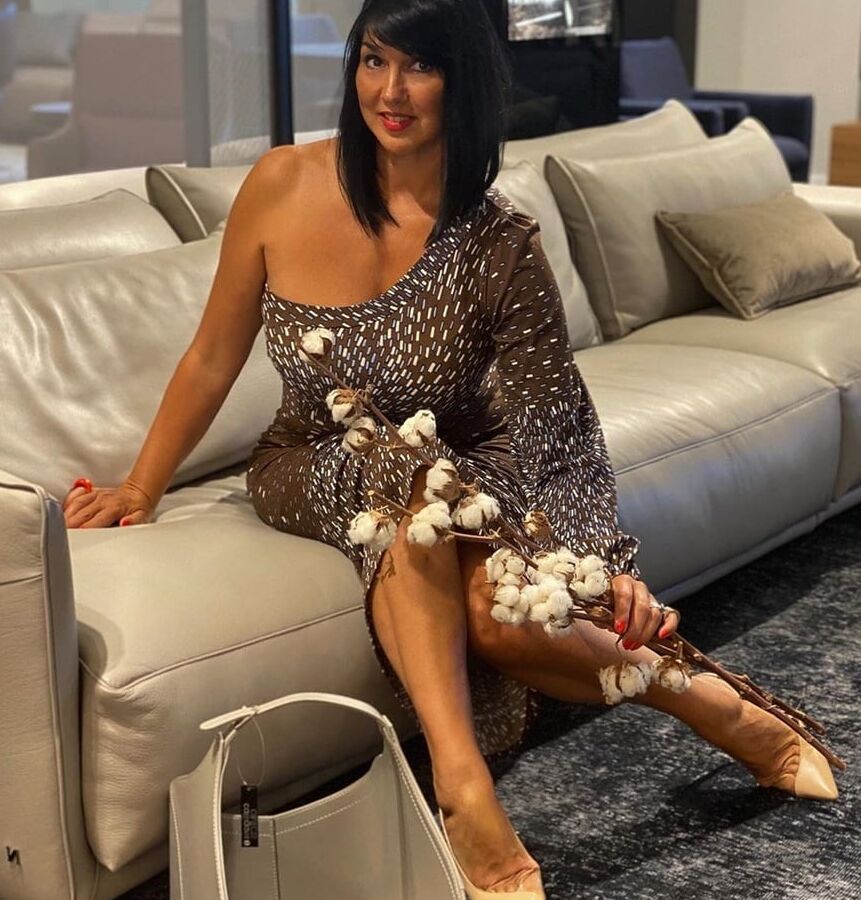 Classy Serbian Legs Queen-Mileva