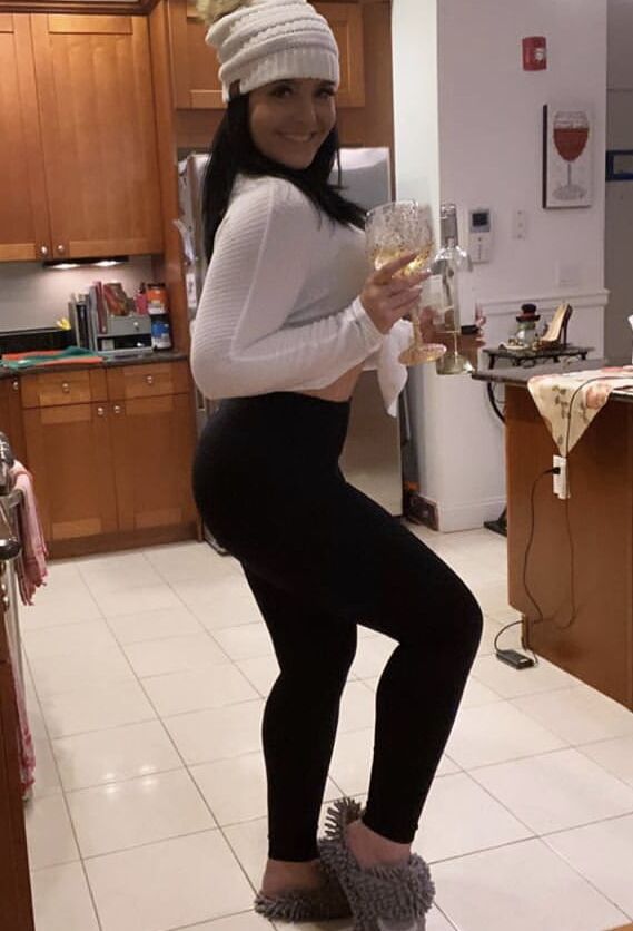 New Jersey MILF And Random Girls
