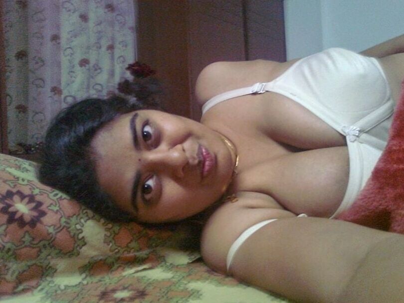 Andhra Telugu Indian Desi Wife , MILF