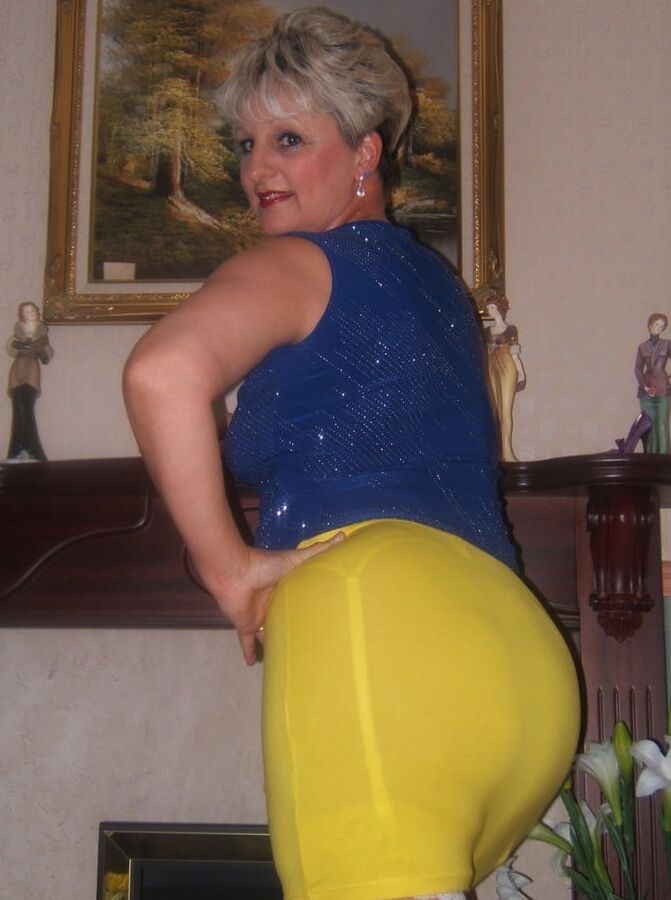 Tania cum explosion granny