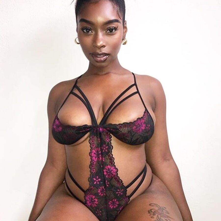 Lingerie Babes