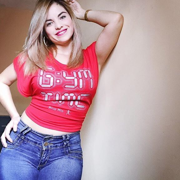 SEXY ALONDRA VILLANUEVA