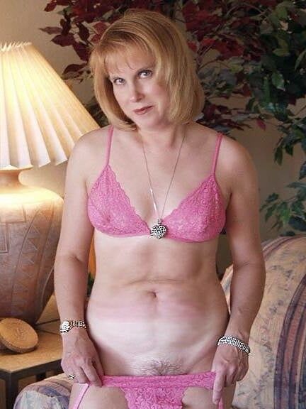 MILF In pink bikini