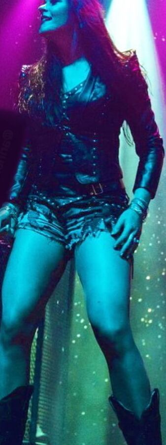 Female celebs - Floor Jansen