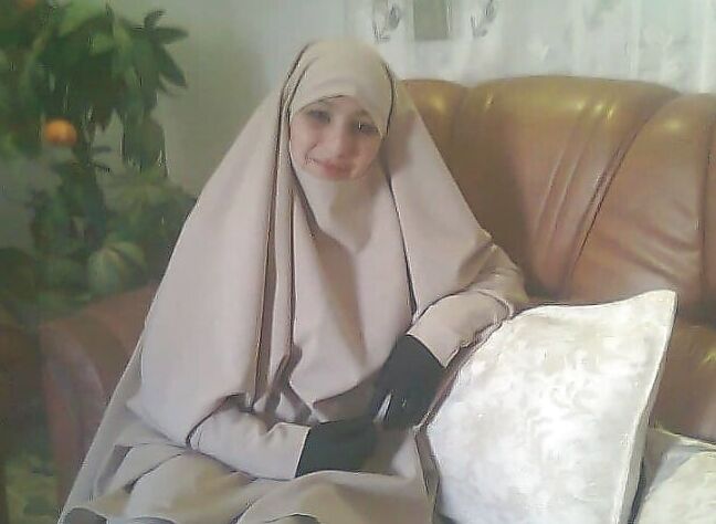 Mature mom hijeb
