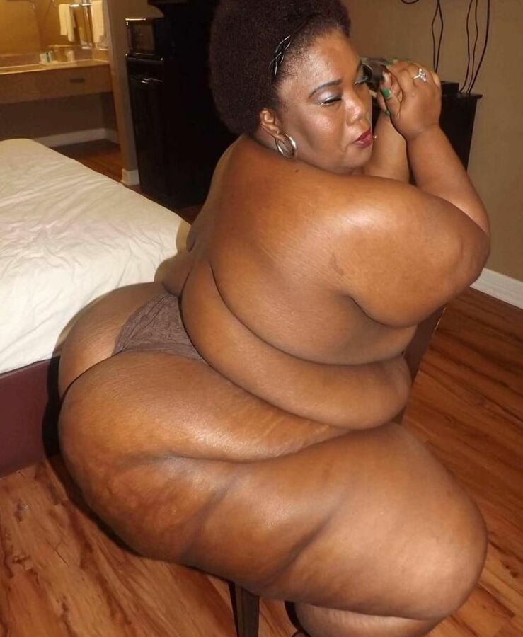 BBW Soft Fat Belly Girls