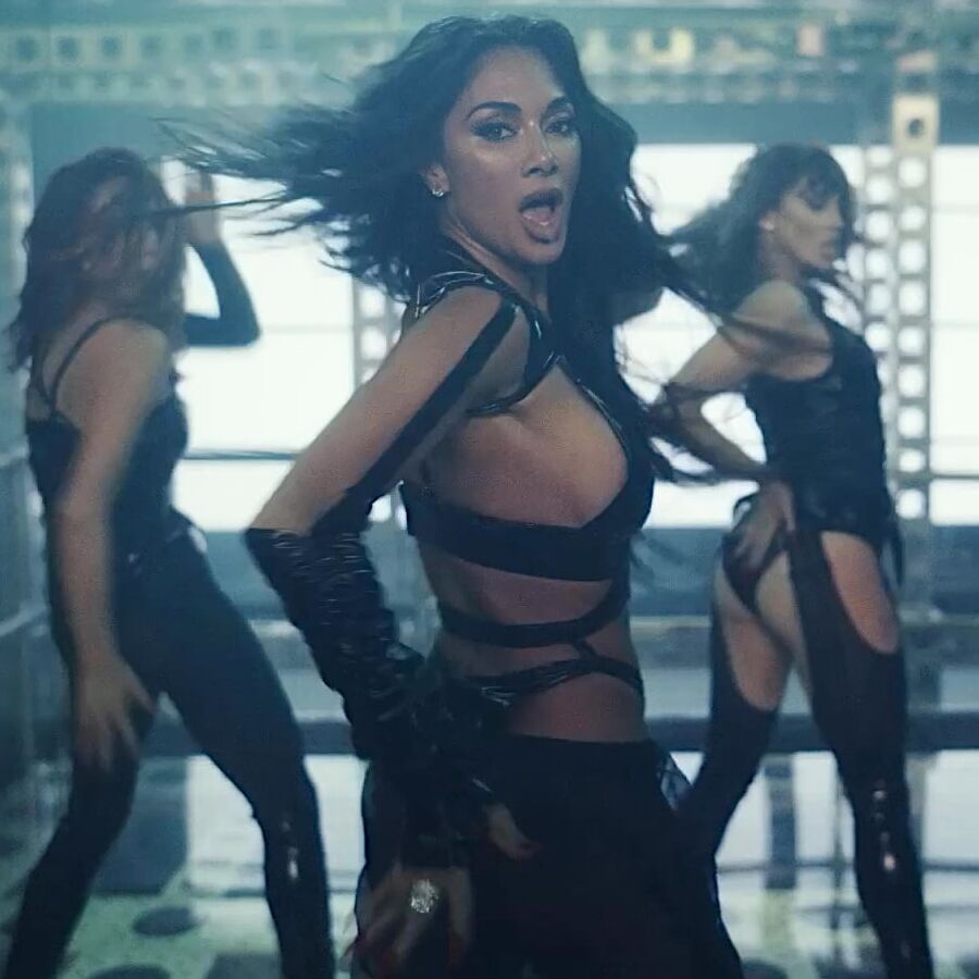 Nicole Scherzinger PCD &;React&; ()