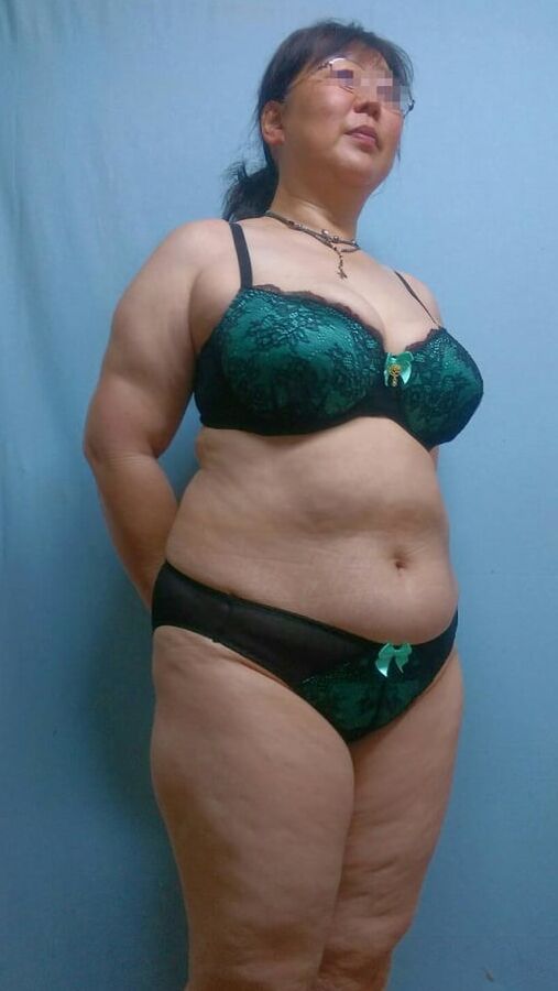 JAPANESE BBW MATURE