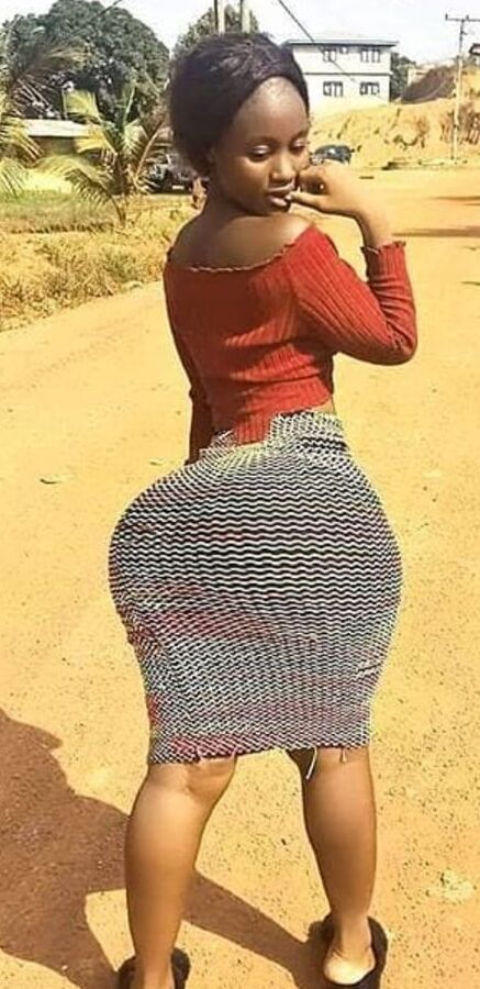 Lil slim thick wide hip pear sonia