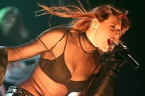 Metal Chicks