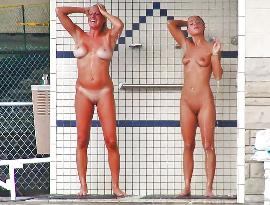 Shower or Bathtime