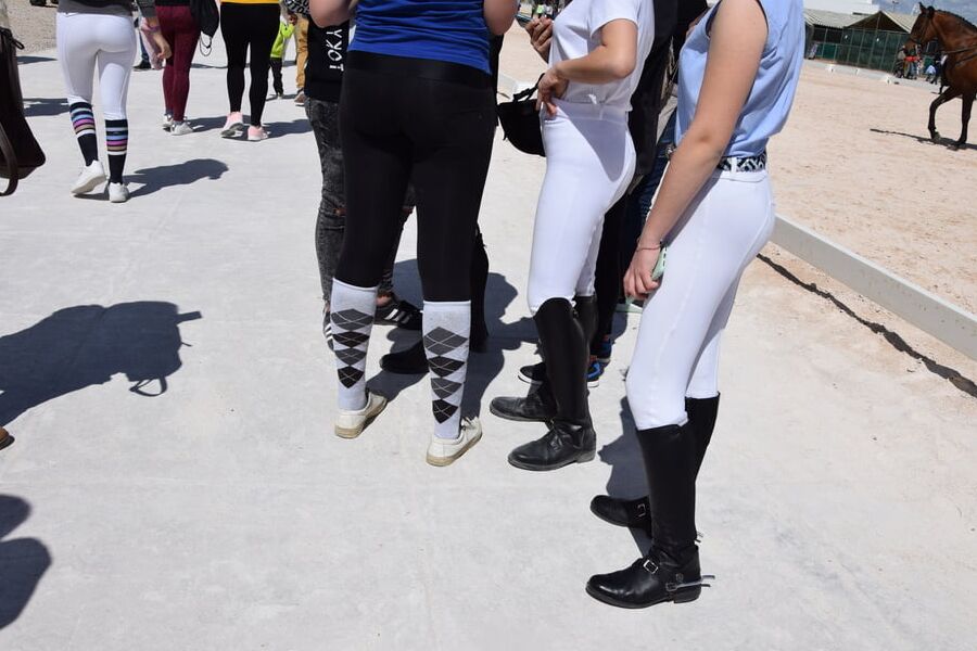 girls in jodhpurs