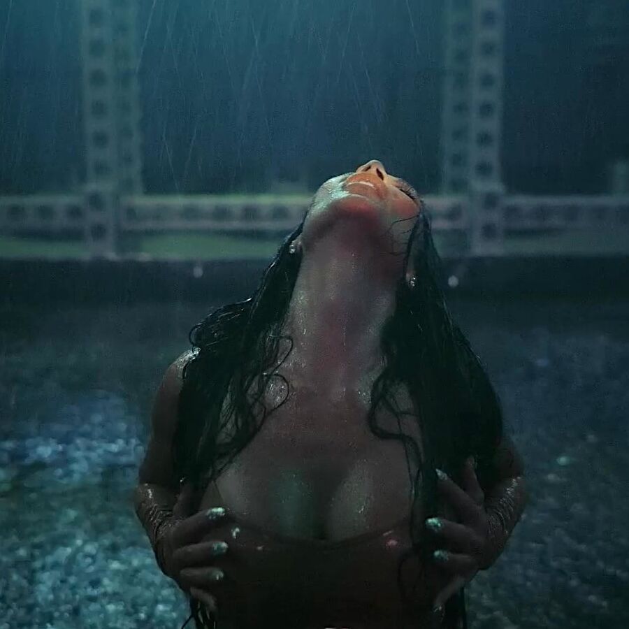Nicole Scherzinger PCD &;React&; ()