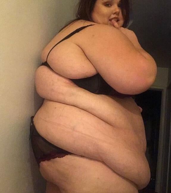 BBW Soft Fat Belly Girls