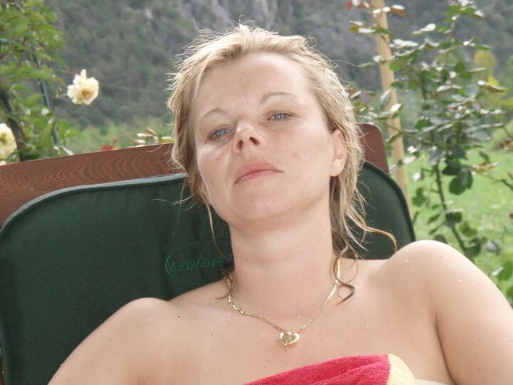 Veronique, blonde milf from Belgium