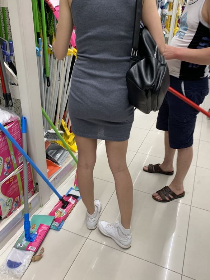 Milf lady upskirt