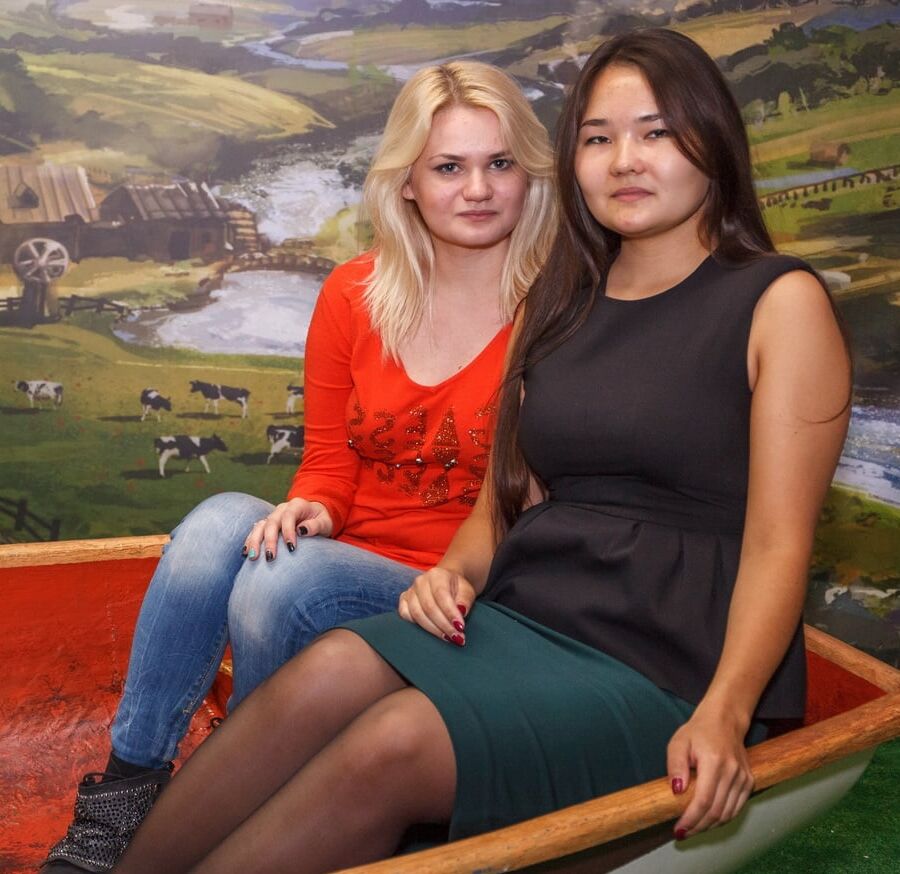 Tidy Russian Wives in Pantyhose