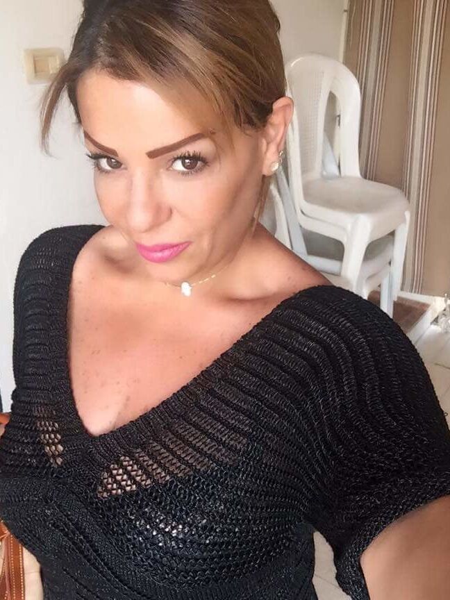 arab syrian mom