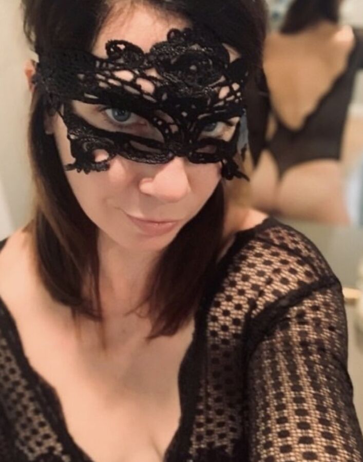 Toronto Hot Wife