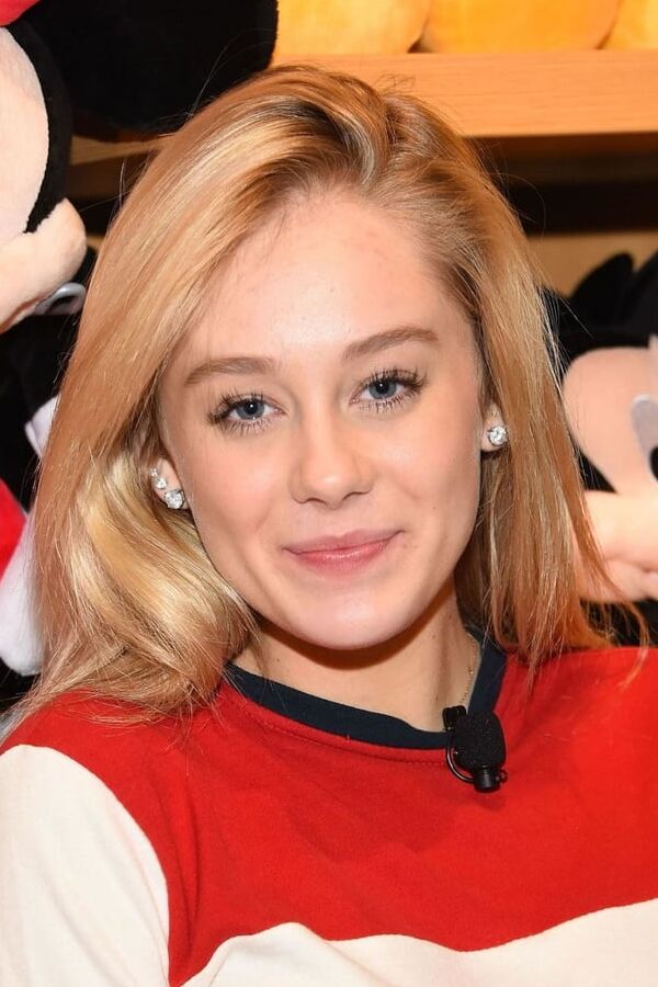 Cute Actress Whore DeVore Ledridge