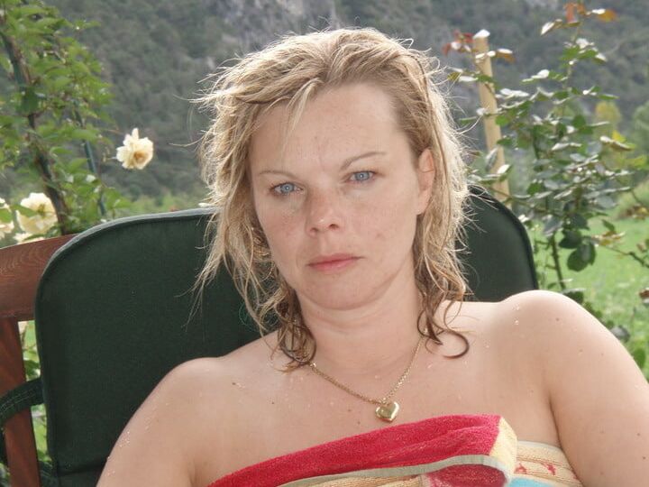 Veronique, blonde milf from Belgium
