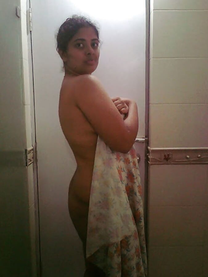 Andhra Telugu Indian Desi Wife , MILF
