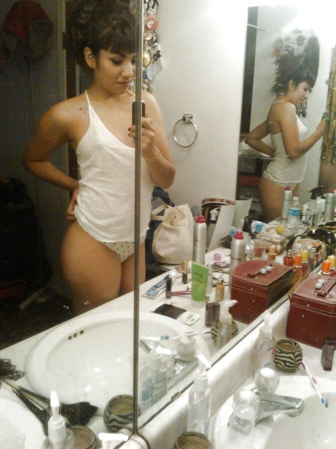 Selfie Sluts