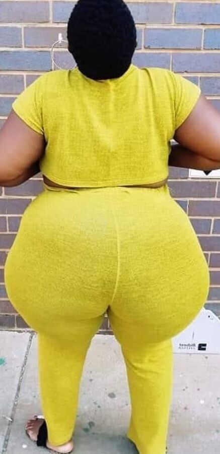 Chunky xtra wide huge hip bbw pear Vanessa