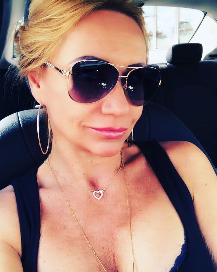 Milf Zsuzsi