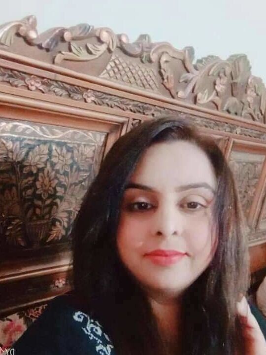 Rabi Pirzada Pakistani Actress